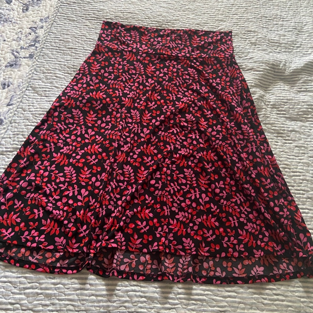 Lula Roe floral skirt.